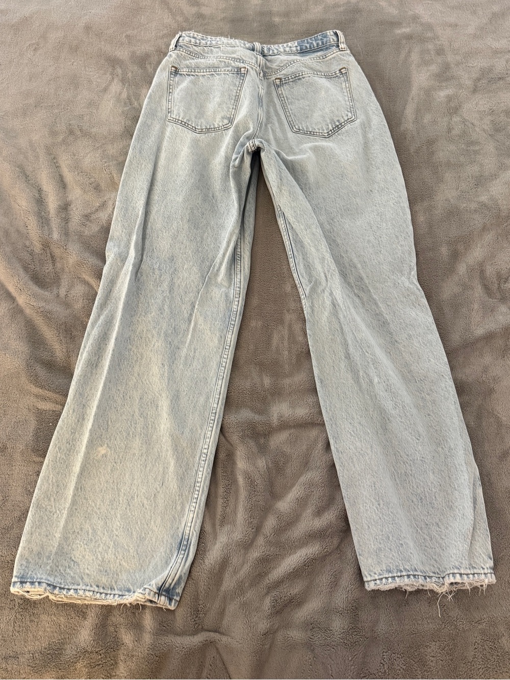 Abercrombie Light Blue High-Rise Relaxed Leg Women’s Jeans Size 29 (8R) - Picture 5 of 6